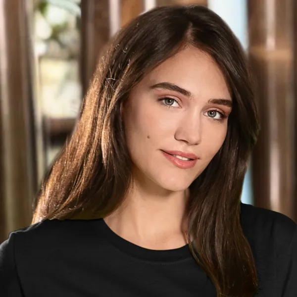 Tricou clasic pentru femei - Decolteu rotund clasic