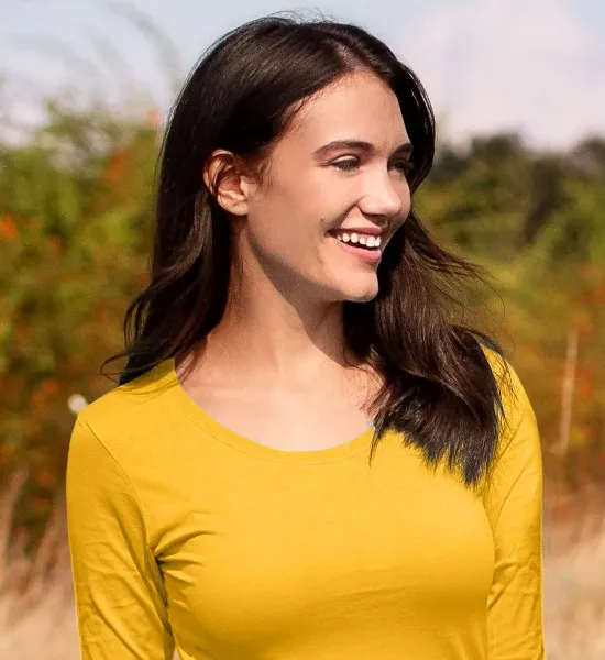 Tricou de damă cu mâneci lungi - Decolteu rotund mai adânc