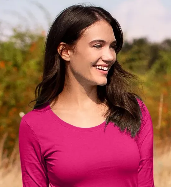 Tricou de damă cu mâneci lungi - Decolteu rotund mai adânc