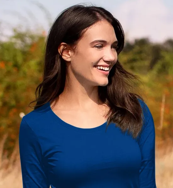 Tricou de damă cu mâneci lungi - Decolteu rotund mai adânc