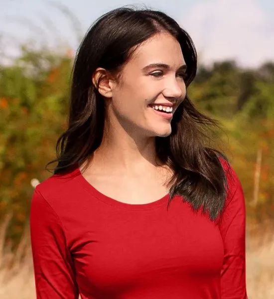 Tricou de damă cu mâneci lungi - Decolteu rotund mai adânc