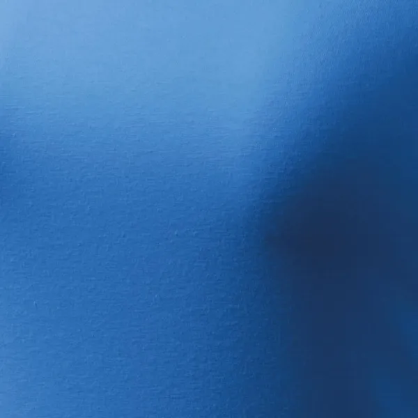 Tricou ajustat pentru femei, decolteu în V - Material de calitate pentru confort maxim