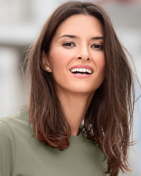 Tricou simplu pentru femei - Decolteu rotund clasic