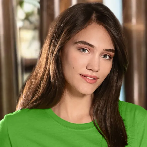 Tricou clasic pentru femei - Decolteu rotund clasic